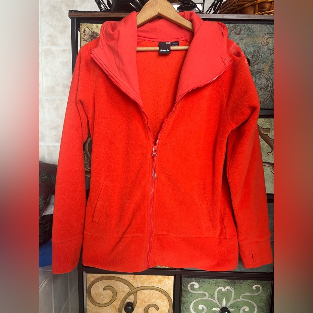 Fleece zipper hoodie with thumb holes